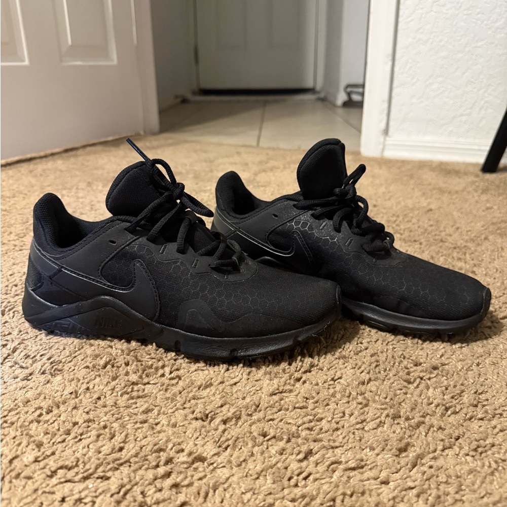 Nike Women’s Black Legend Essential 2